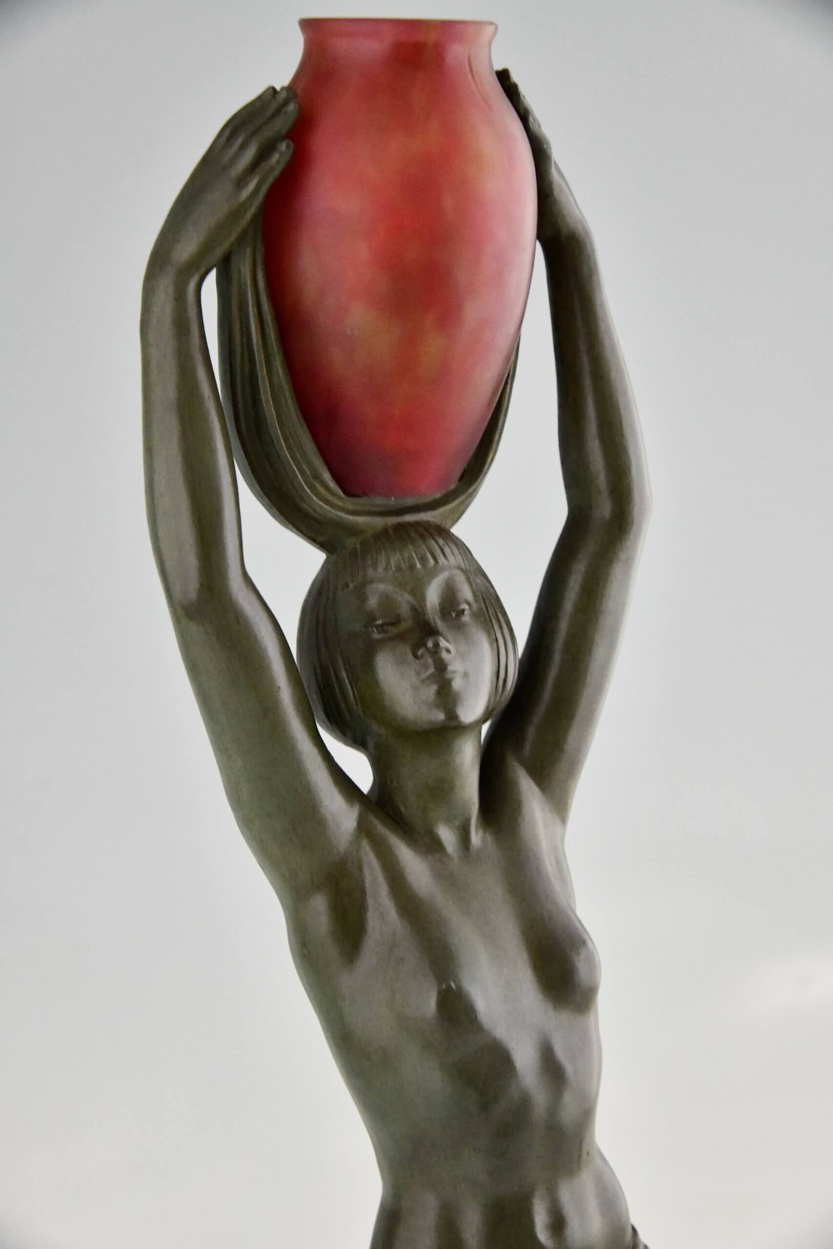 Art Deco lamp kneeling nude holding a vase