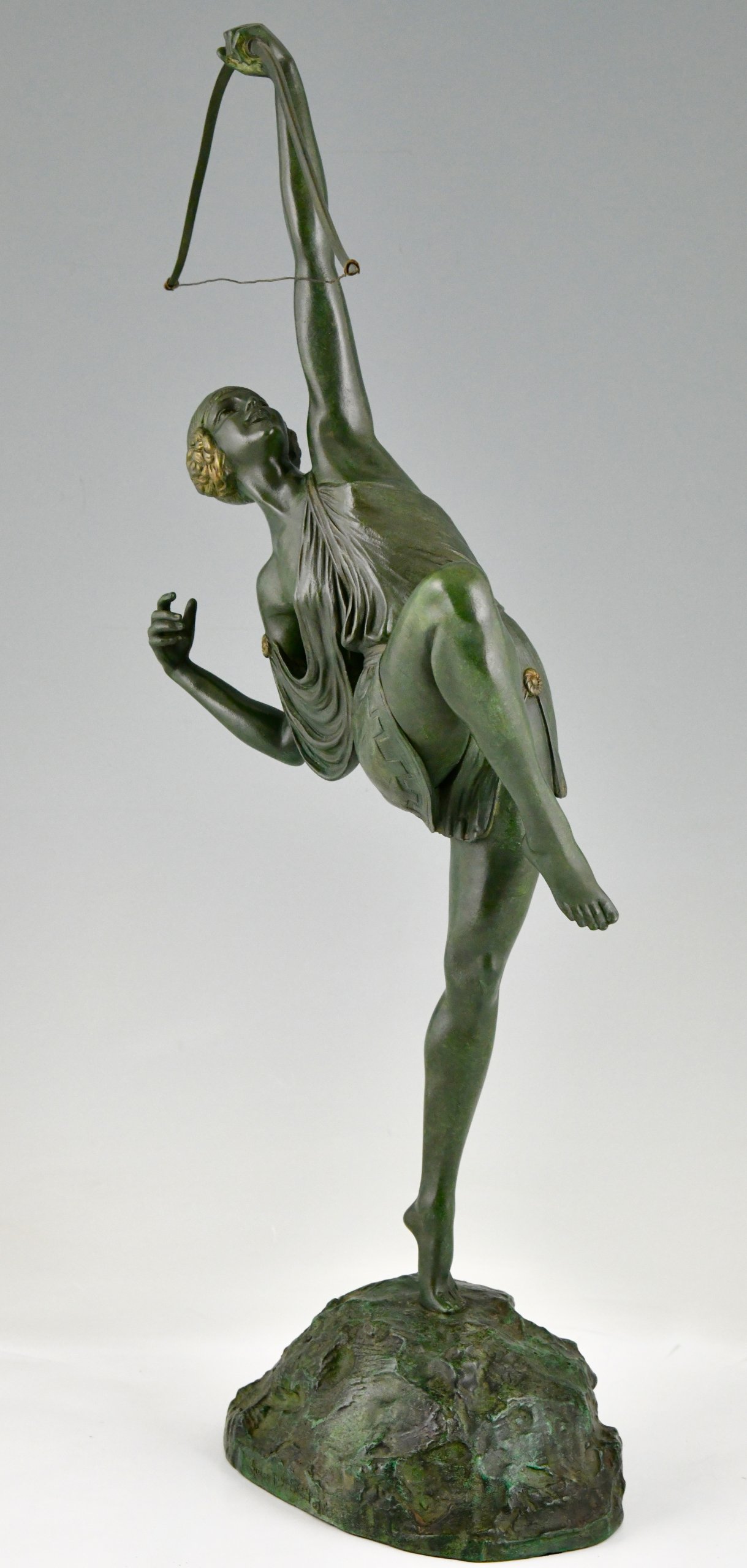 Art Deco bronzen sculptuur Diana