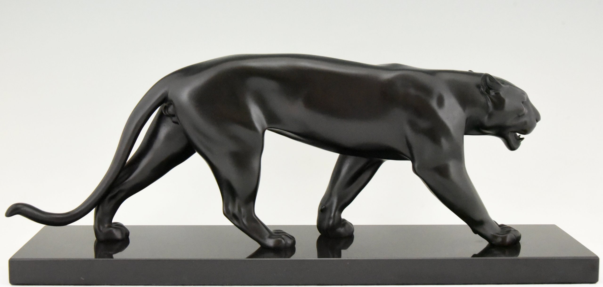Panther Skulptur im Art Deco Stil BAGHERA