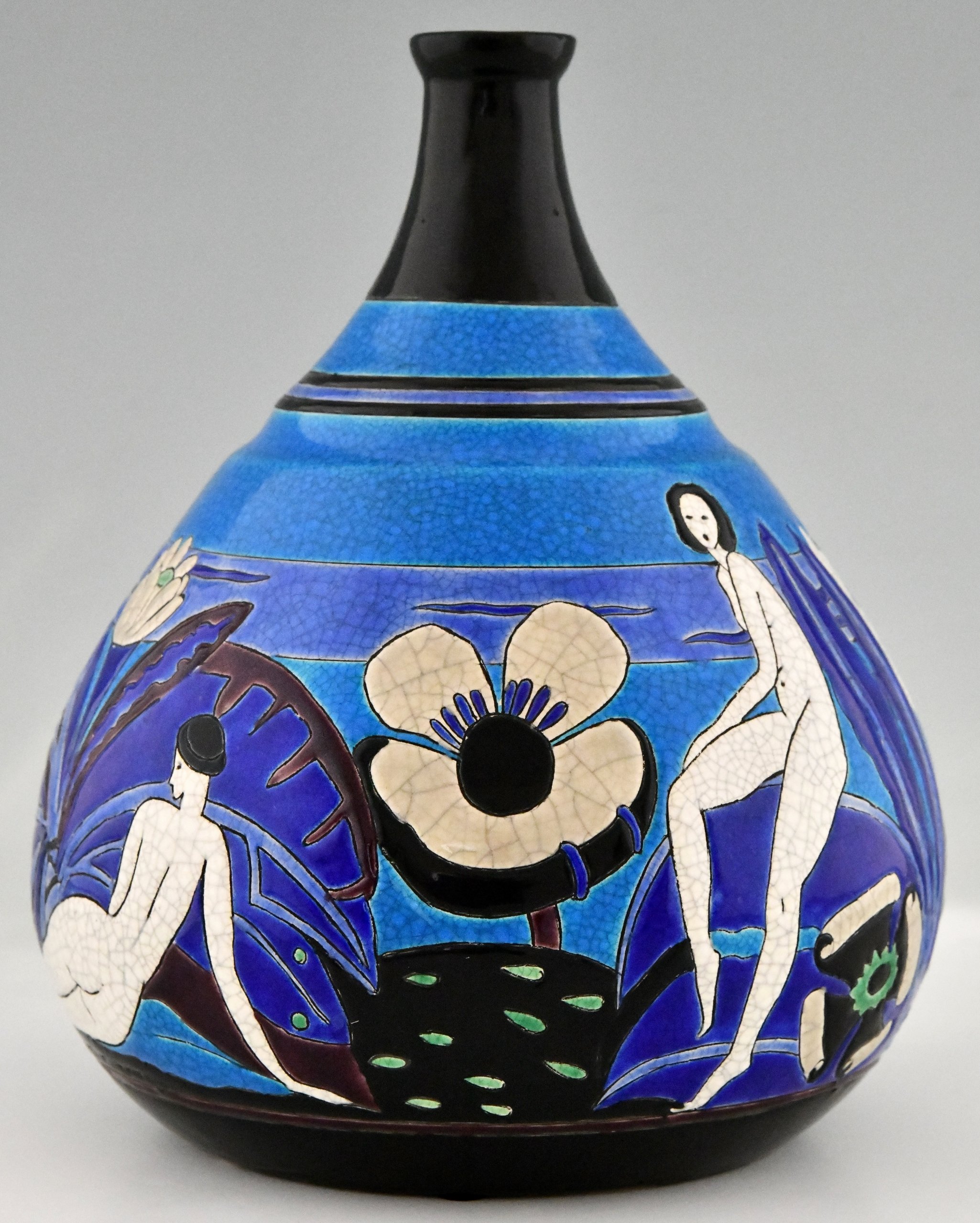 Vase Art Déco en céramique aux Baigneuses.