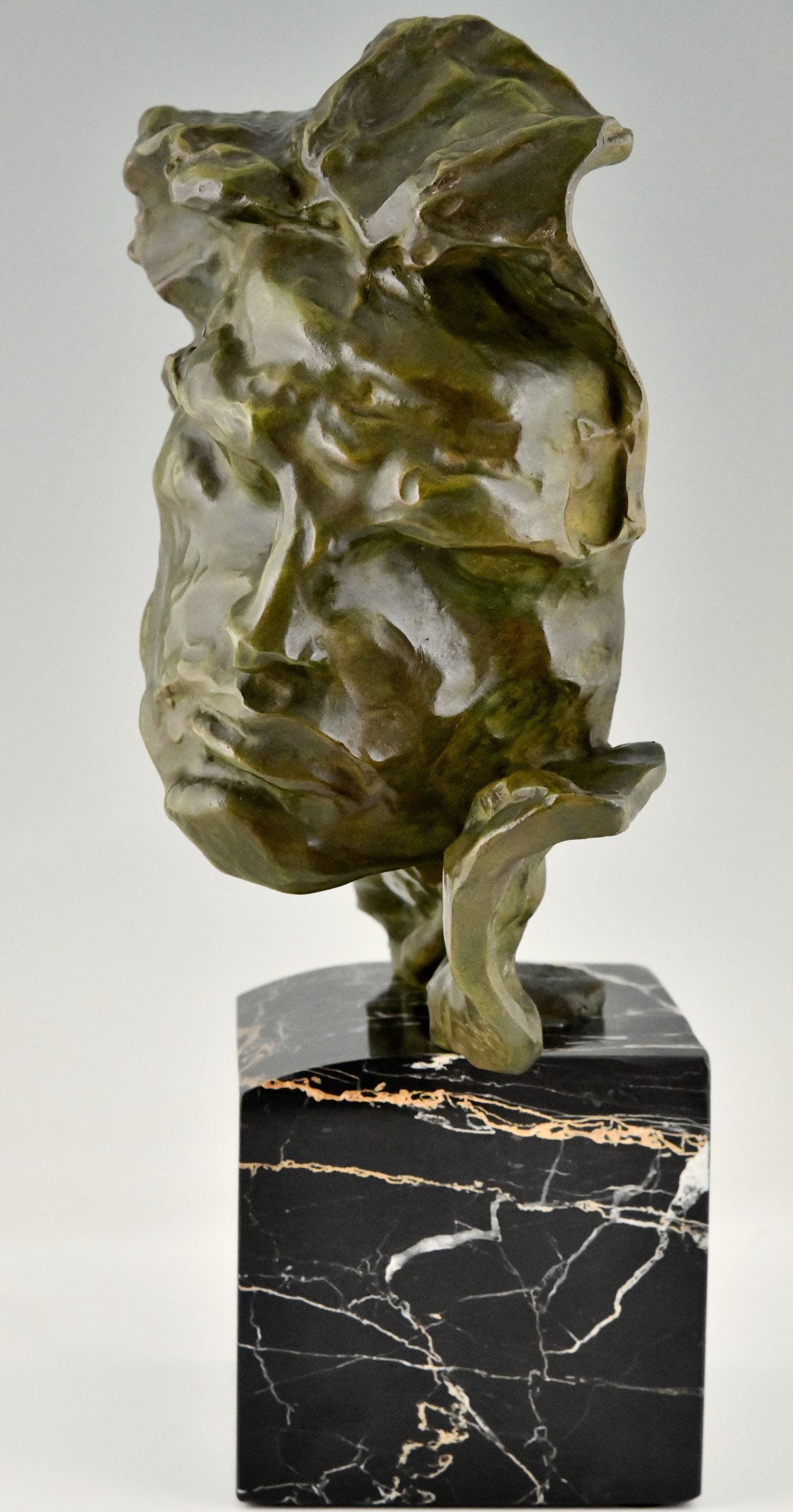 Le Rhone Art Déco Bronzeskulptur eines Mannes