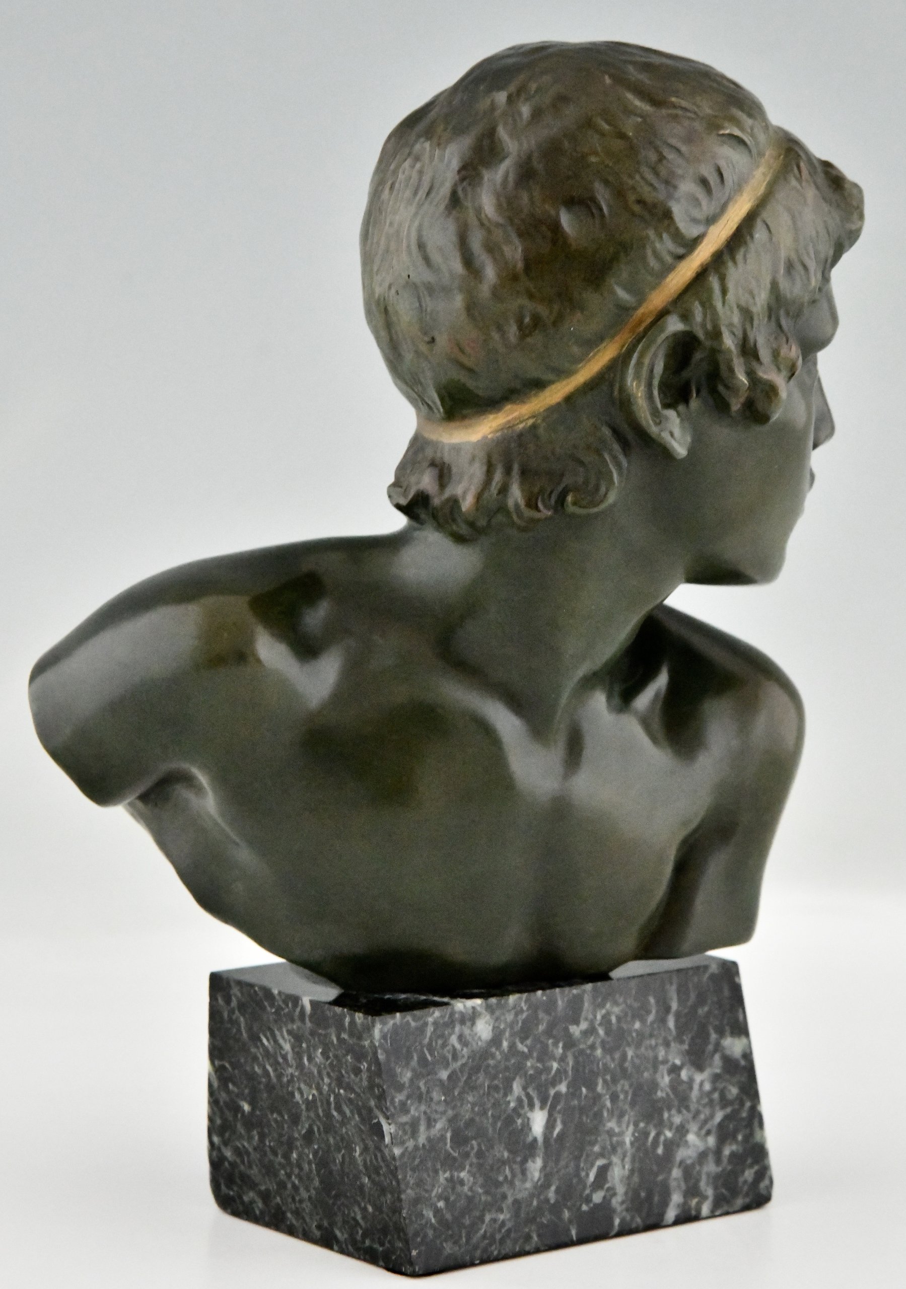 Sculpture en bronze Art Déco buste du jeune Achille.