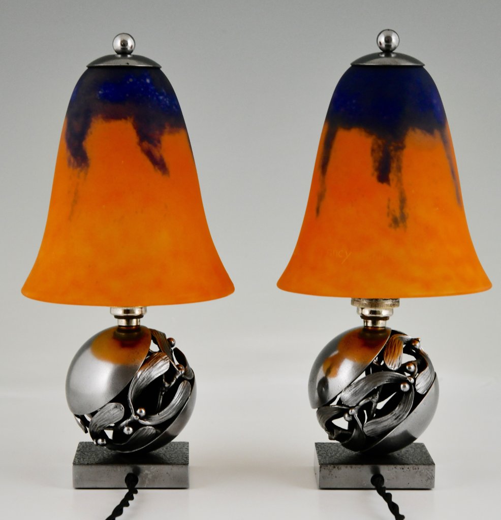 Pair of Mistletoe or Boule de Gui Art Deco table lamps Deconamic