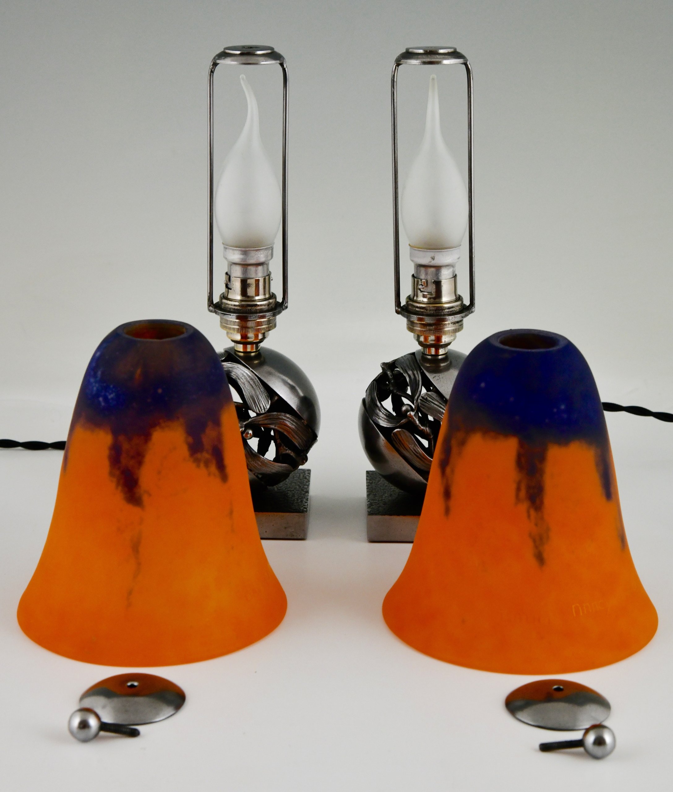 Paar Mistletoe of Boule de Gui Art Deco tafellampen