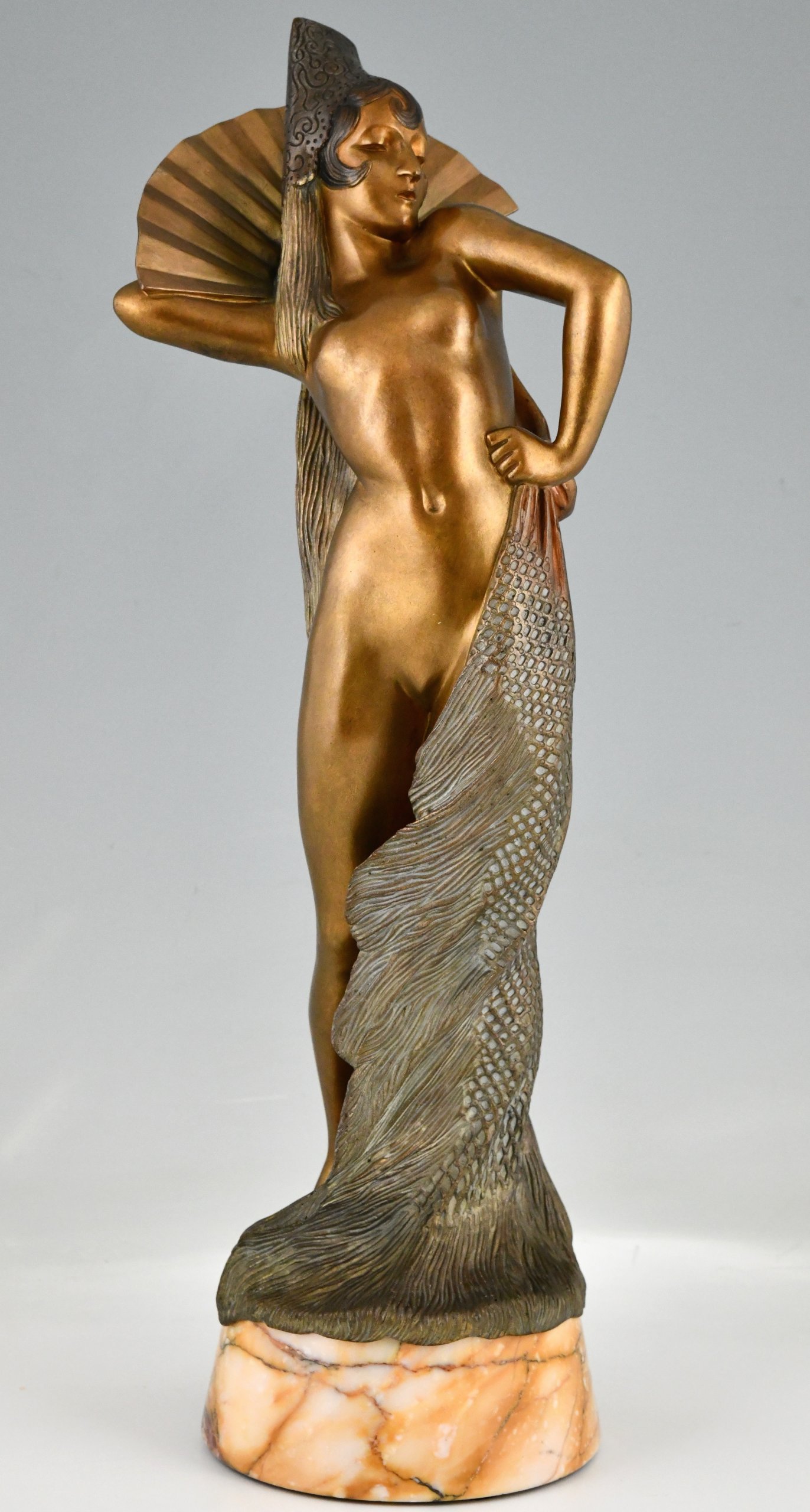 Sculpture en bronze Art Déco danseuse espagnole