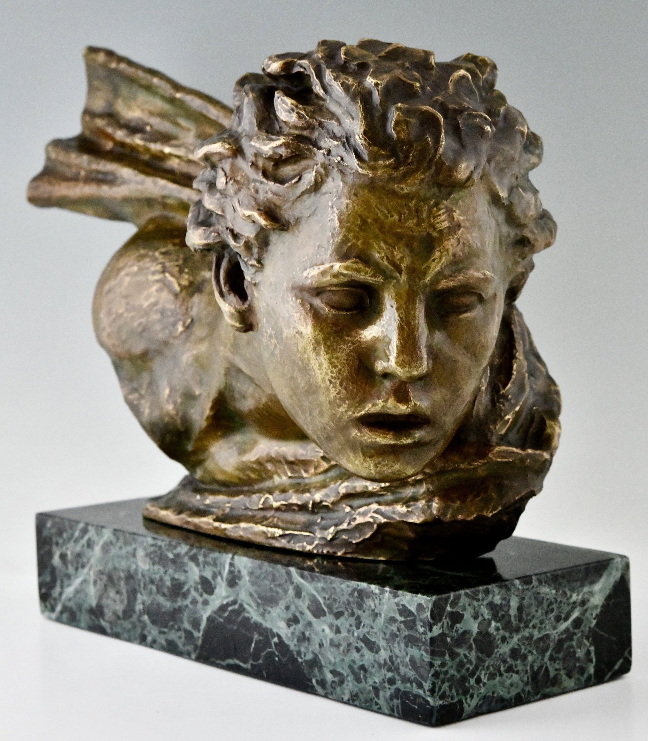 Art Deco bronze sculpture bust of Jean Mermoz.