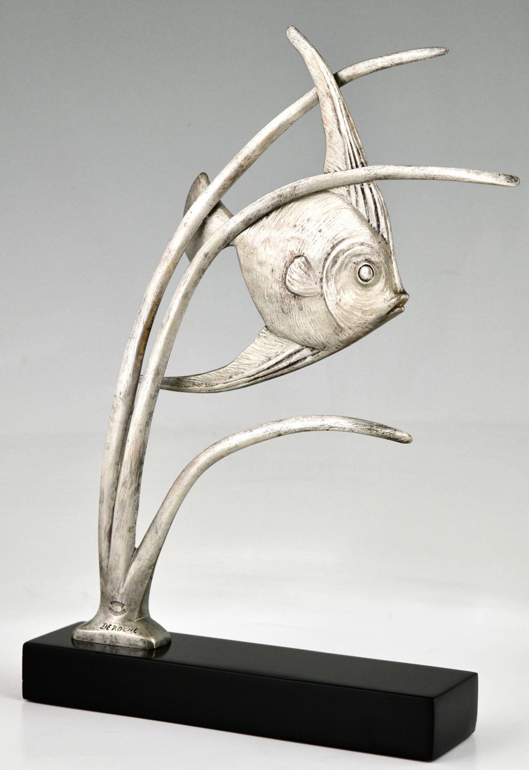 Art Deco bronze sculpture of a fish.