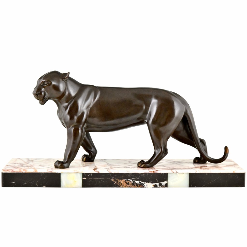 Art Deco sculpture of a panther Deconamic