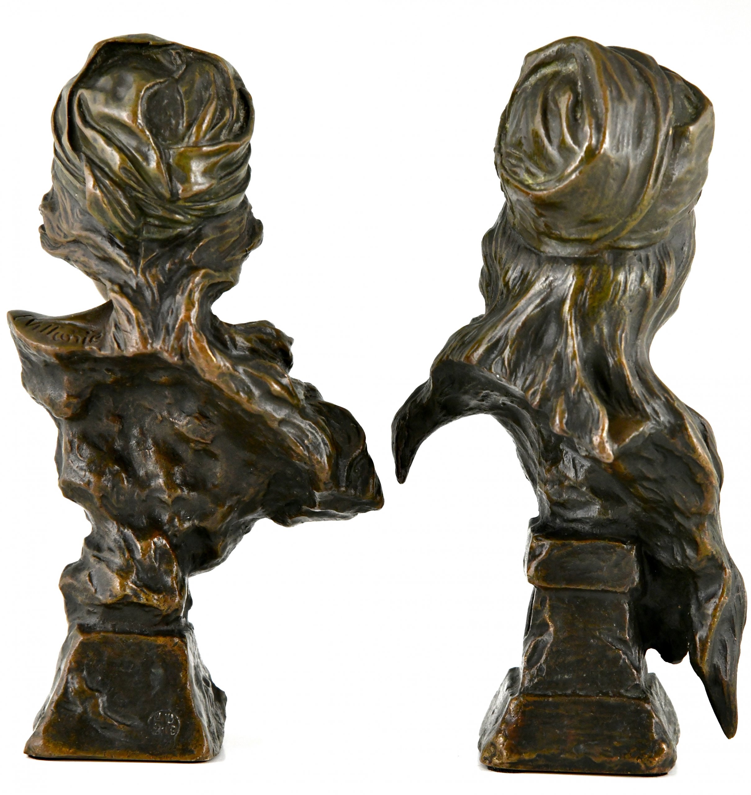 Paar Jugendstil Bronzebüsten Mignon und Esmeralda