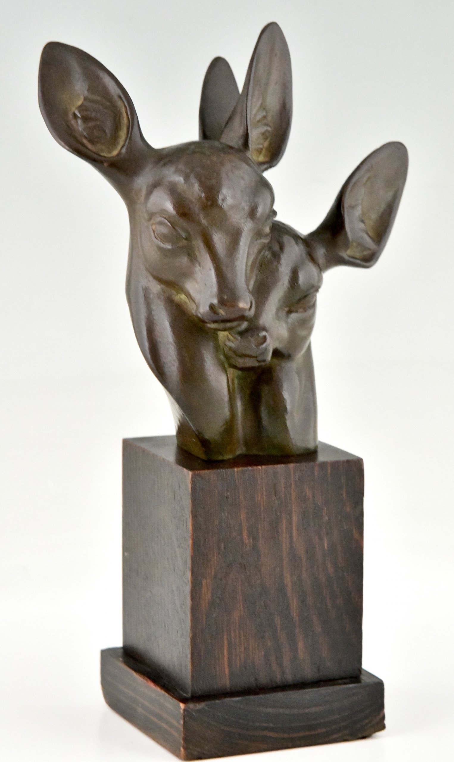 Art Deco bronze bust of two deer.