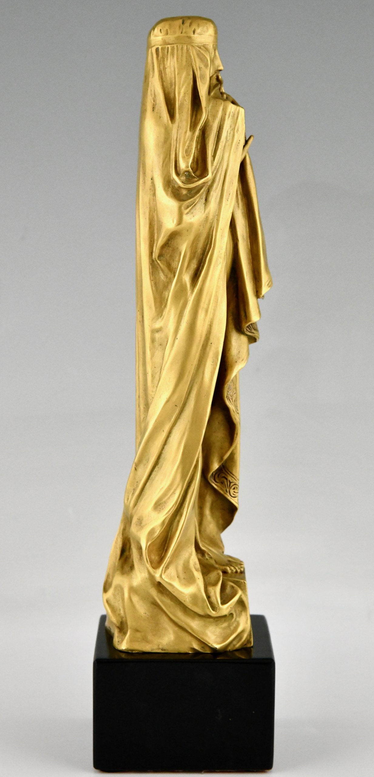 Art Nouveau bronze sculpture nude with casket Le Secret