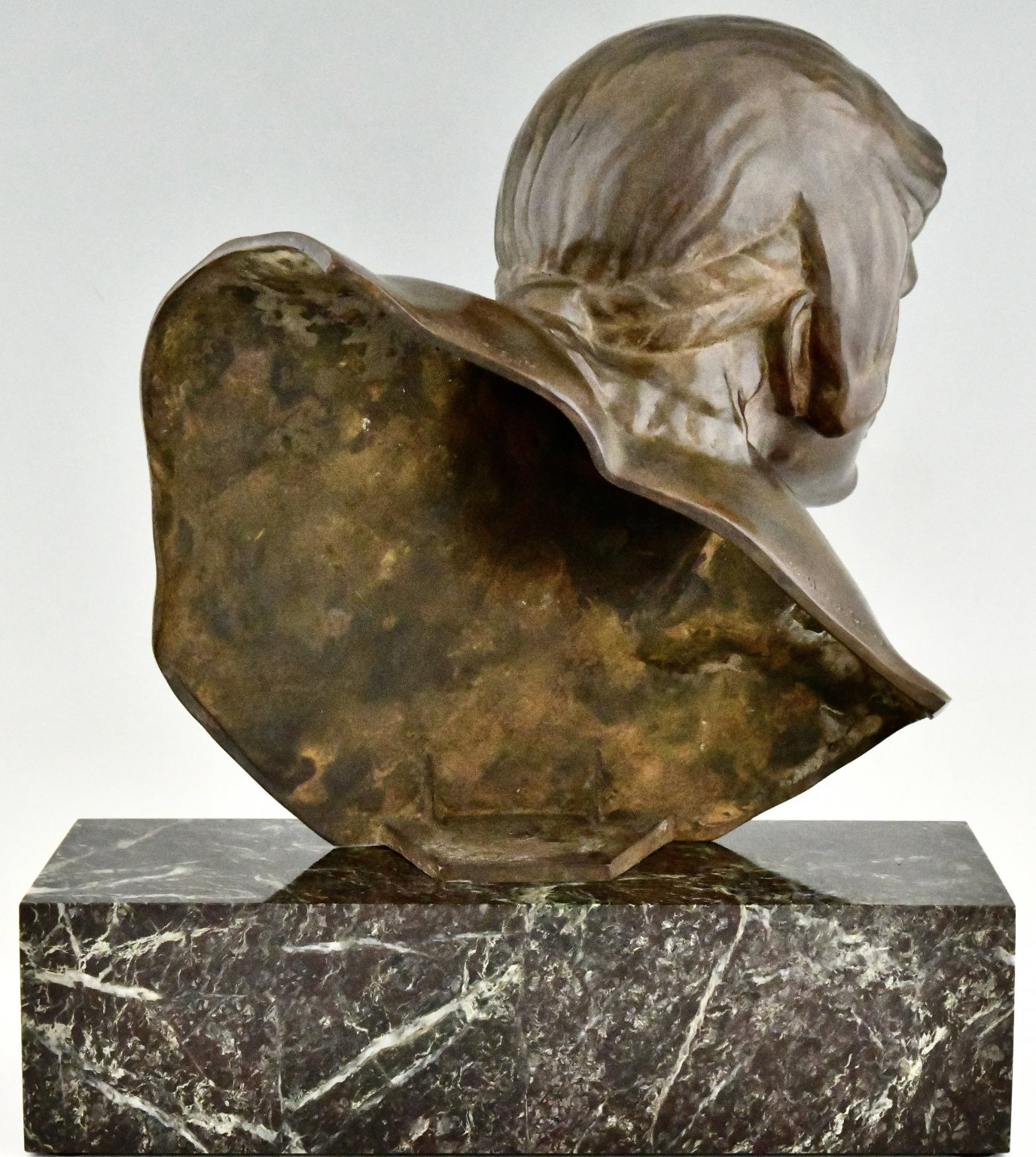 Art Deco bronze sculpture bust of Achilles - Deconamic