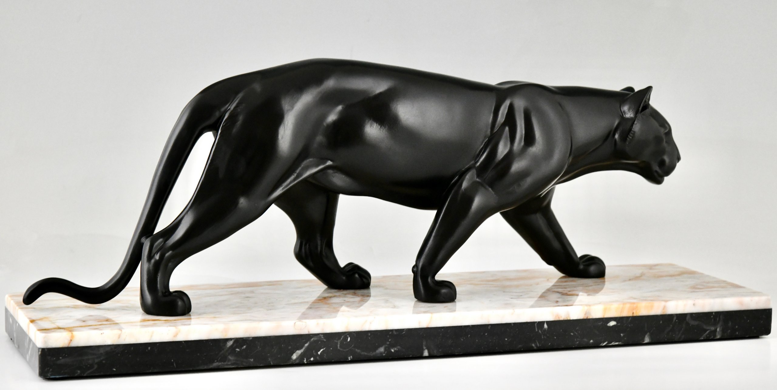 Art Deco Pantherskulptur