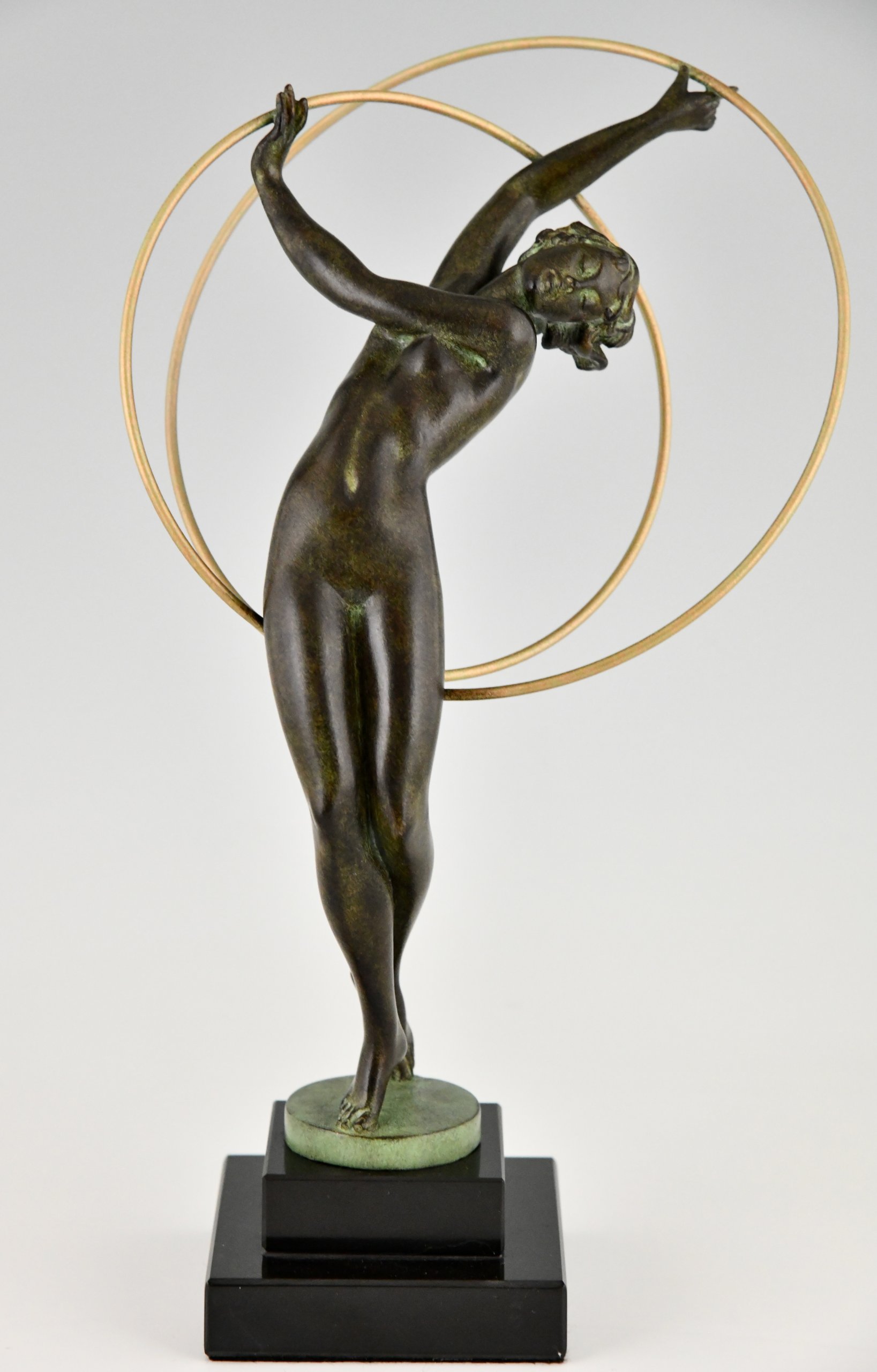 Art Deco style sculpture dancer ILLUSION