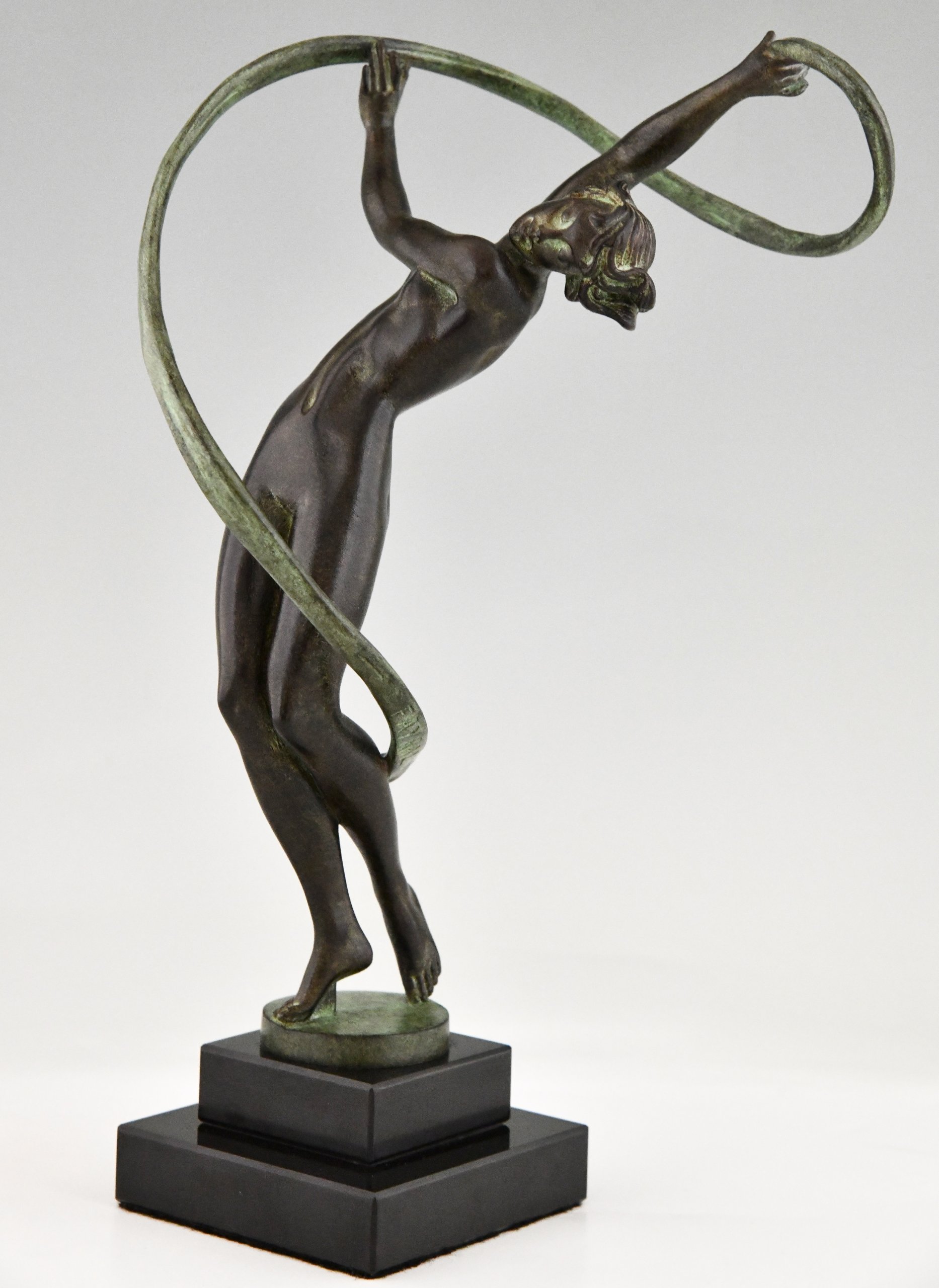 Art Deco style sculpture dancer TOURBILLON