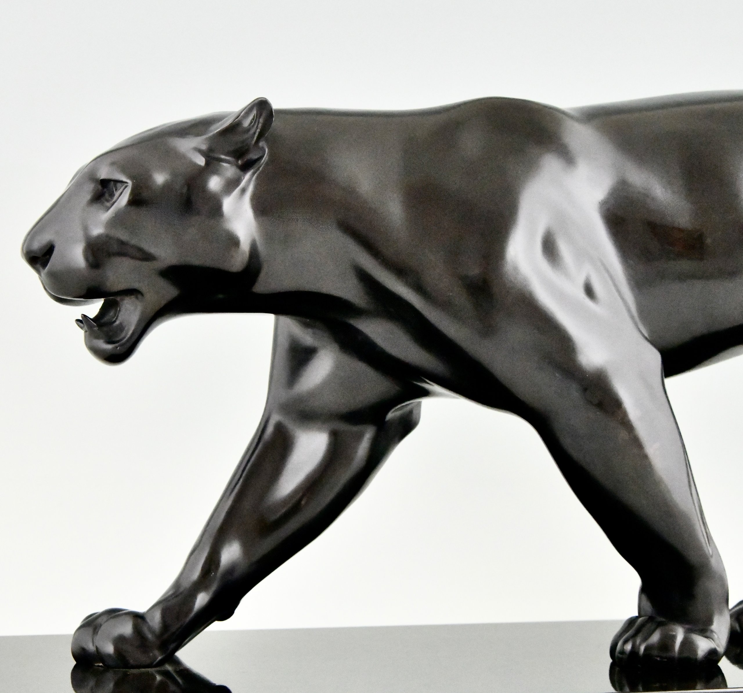 Art Déco Panther Skulptur BAGHERA Art Déco Panther Skulptur BAGHERA