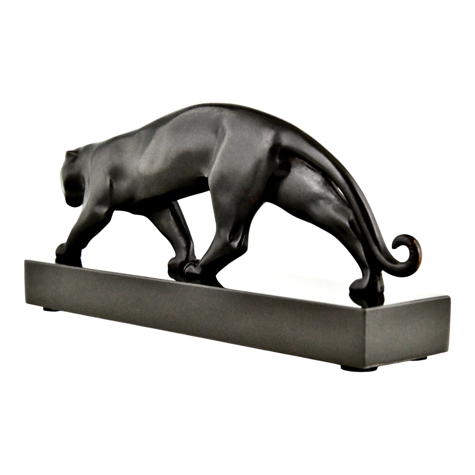 Art Deco bronze panther sculpture Art Deco bronze panther sculpture