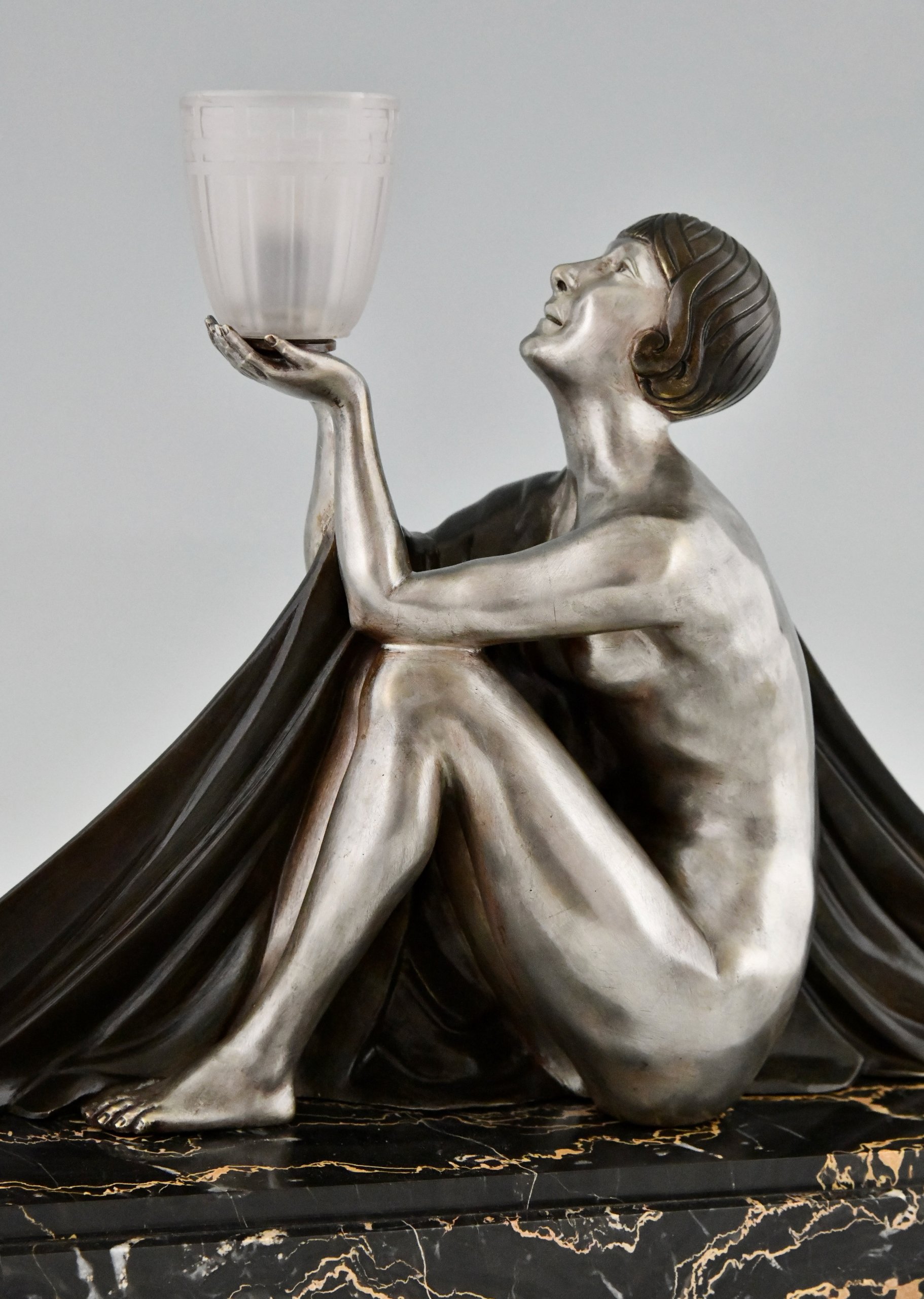 Art Deco Bronze Lamp Sculpture Seated Lady with Vase Art Deco Bronze Lamp Sculpture Seated Lady with Vase