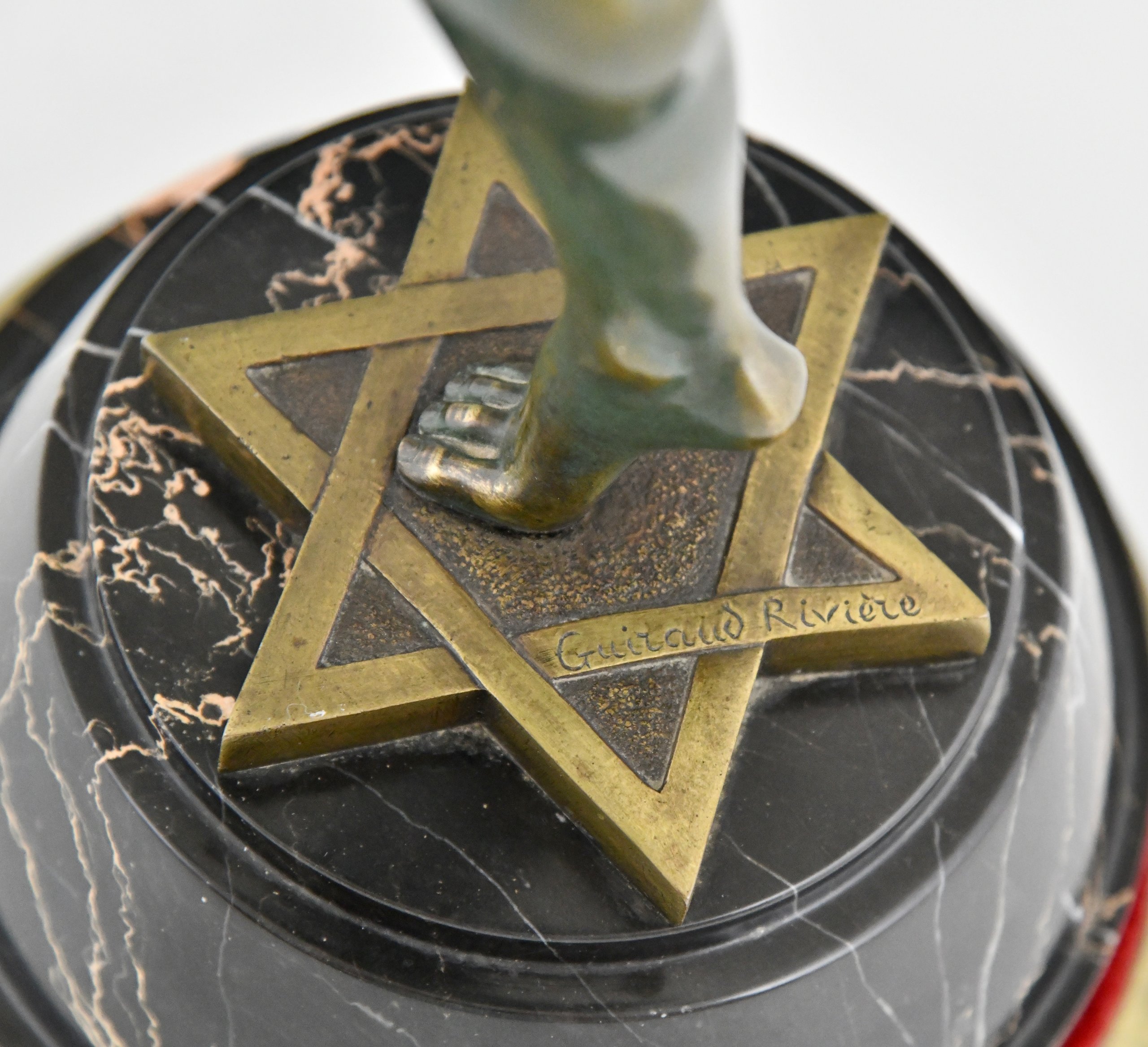 Art Deco Bronze Sculpture Ball Dancer STELLA Guiraud Riviere Stella bronze Art Deco sculpture - Deconamic 1