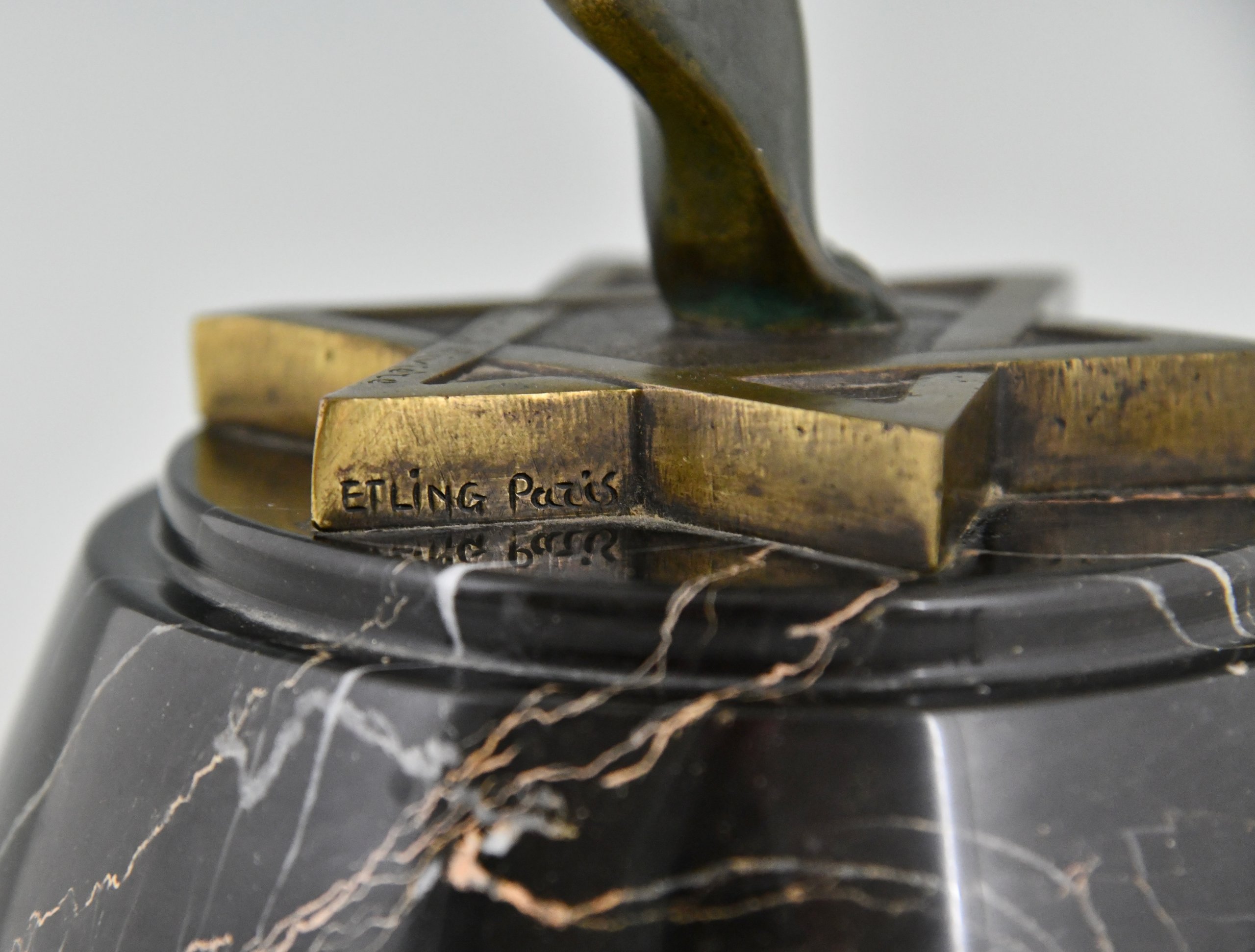 Art Deco Bronze Sculpture Ball Dancer STELLA Art Deco Bronze Sculpture Ball Dancer STELLA